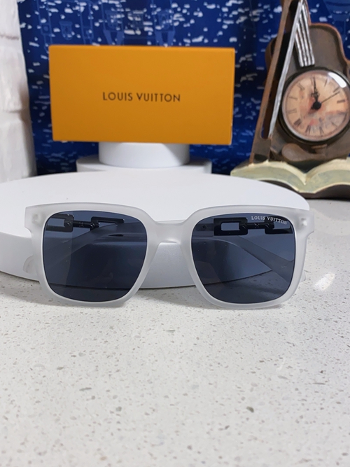 ルイヴィトンサングラス全体デザイン